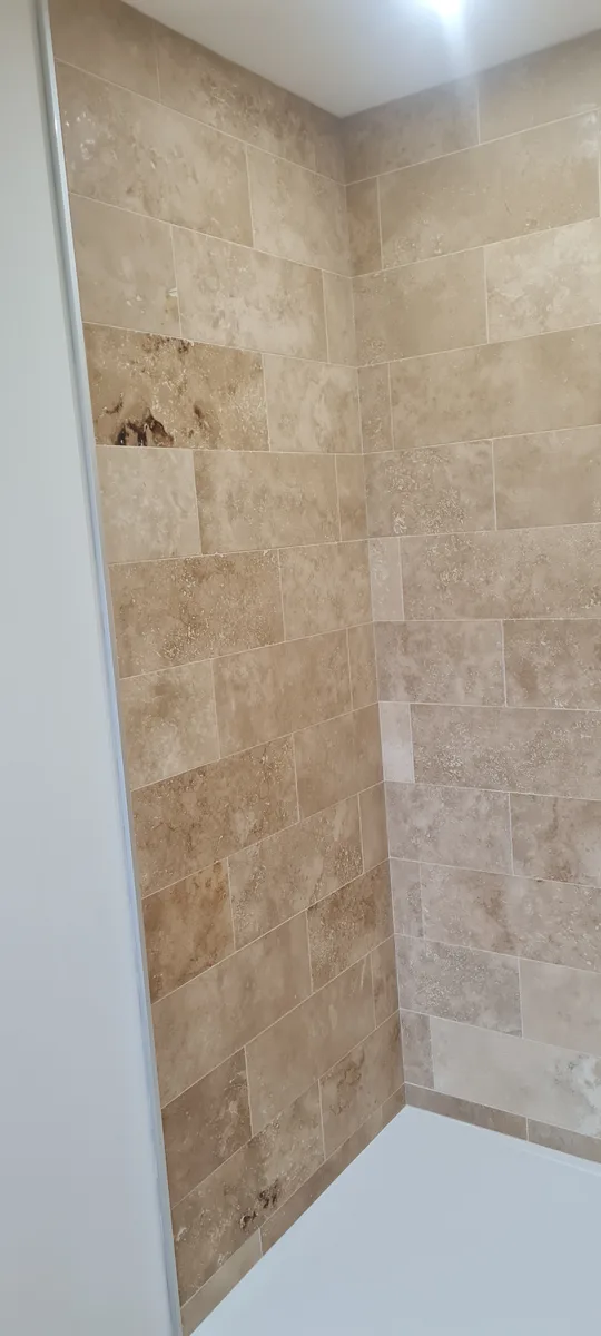 Sol carrelage effet travertin salle de bain Flines-lez-Râches